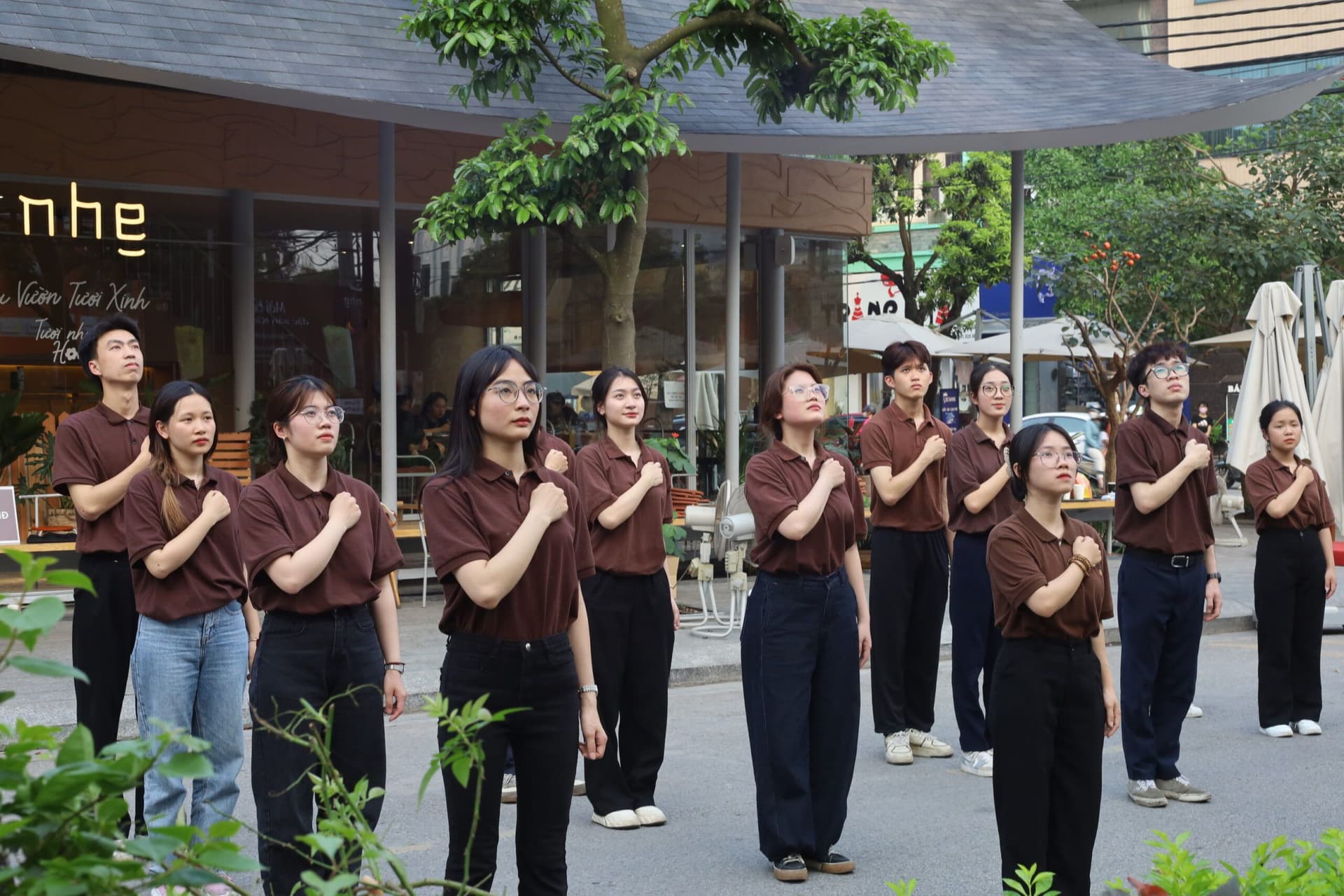 Đội ngũ nhiệt thành