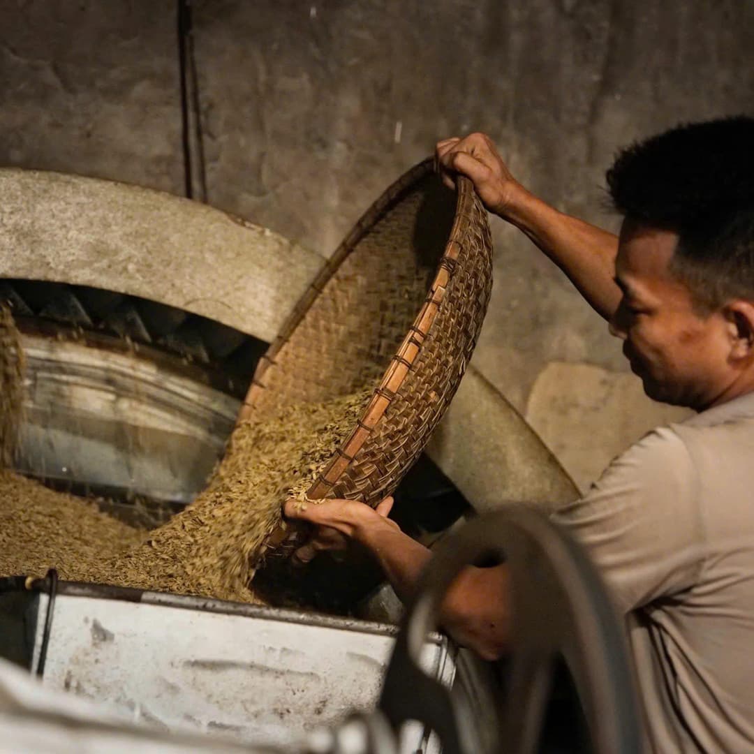 Về Làng Cốm Mễ Trì