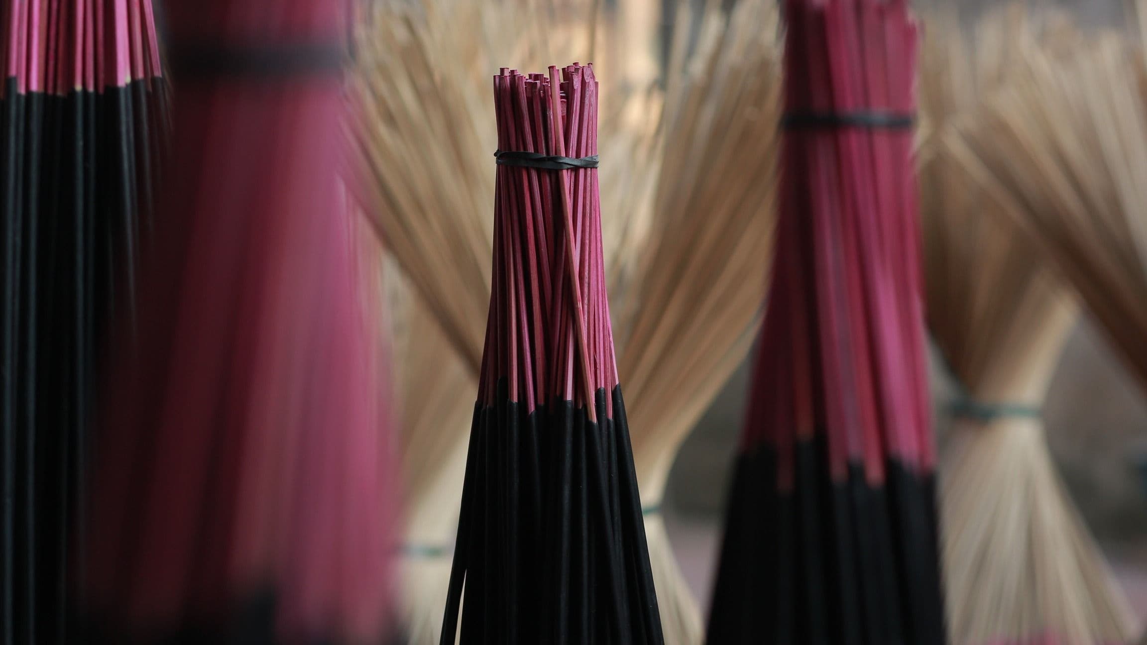 Về Làng Chóa Bắc Ninh – Khám Phá Nghề Làm Hương Tết Cổ Truyền