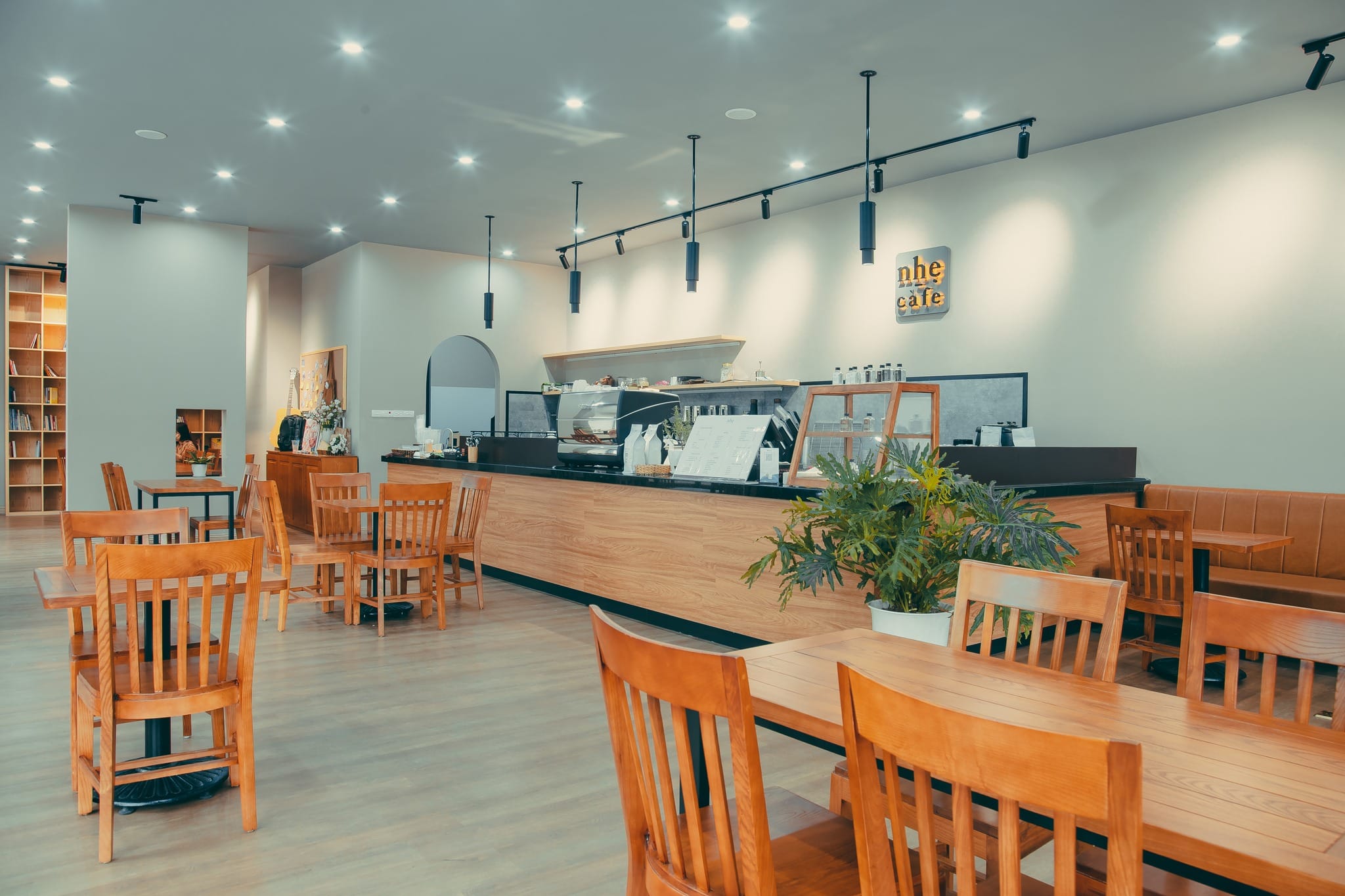 nhẹ Nguyễn Thị Lưu