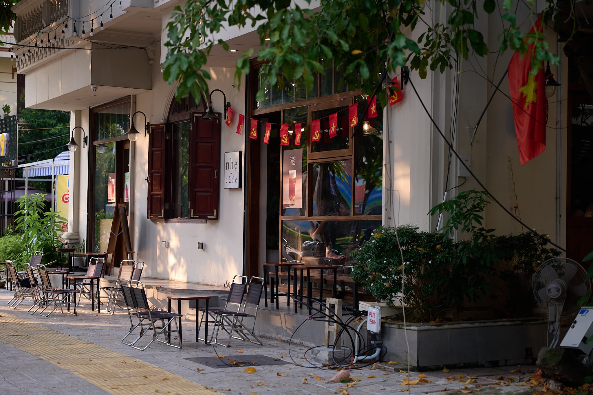 nhẹ Lê Văn Thịnh